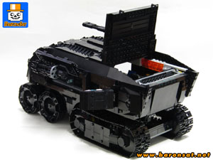 Lego moc Bat-Tank Roof Back Open