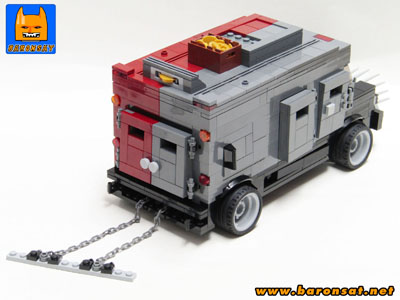 Lego moc Two Face Armored Truck rear Chains