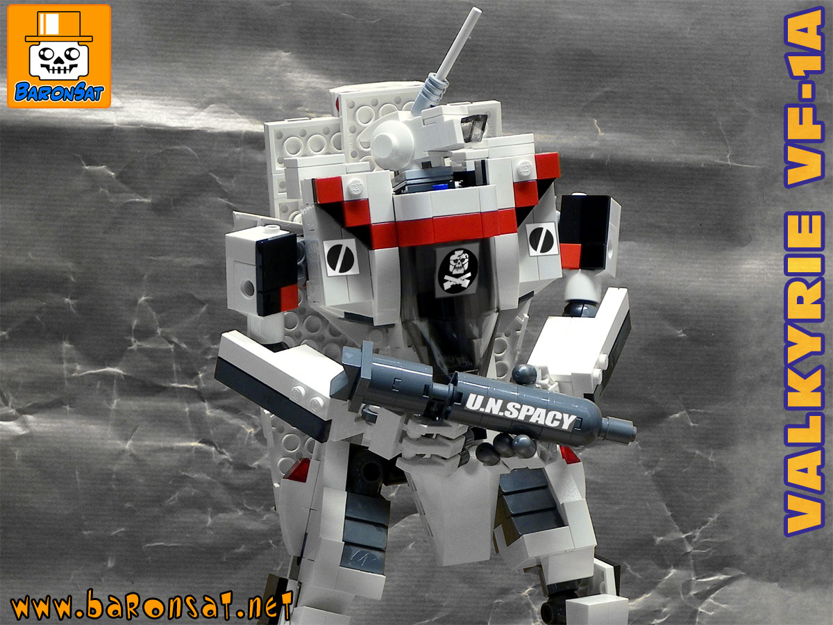 Lego moc Valkyrie VF-1A custom model Robot Close Up