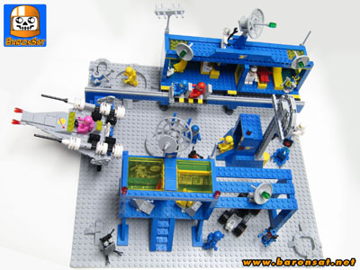 Lego 6970 Beta 1 Command base & 493 Space Command Center moc