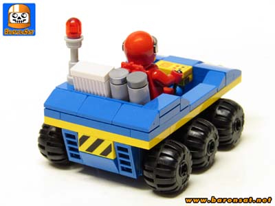 Space 1999 classic buggy back lego moc