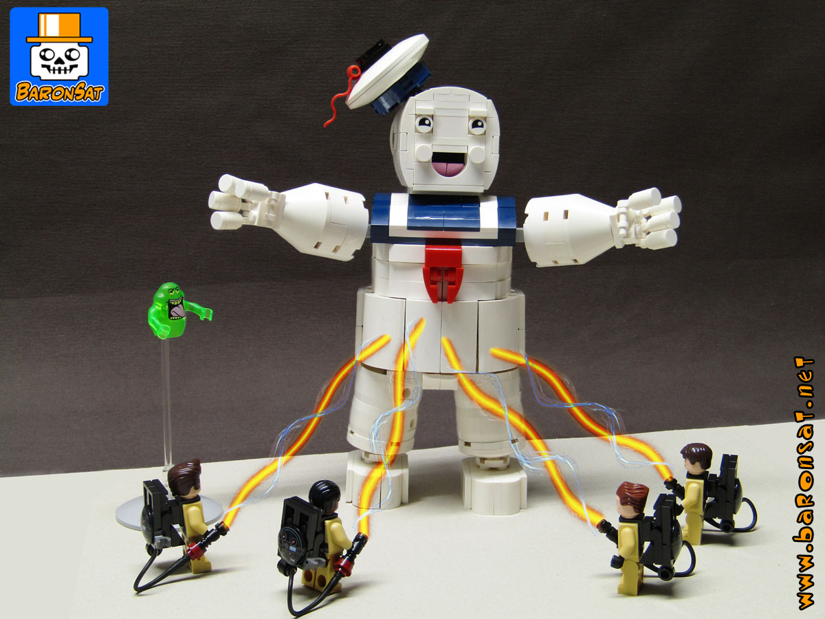 lego Ghostbusters vs marshmallow man custom models