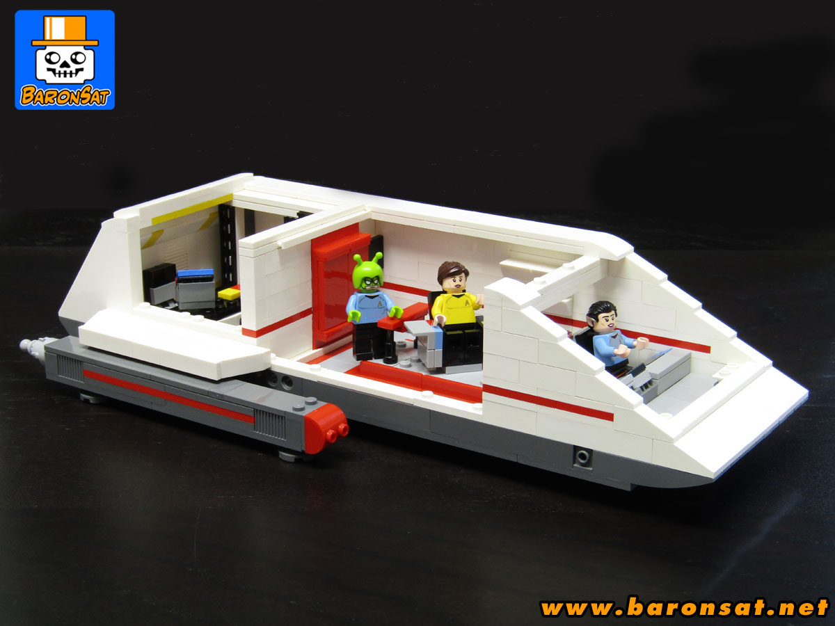 Lego-moc-Diplomatic-Shuttle-Captain-Chair