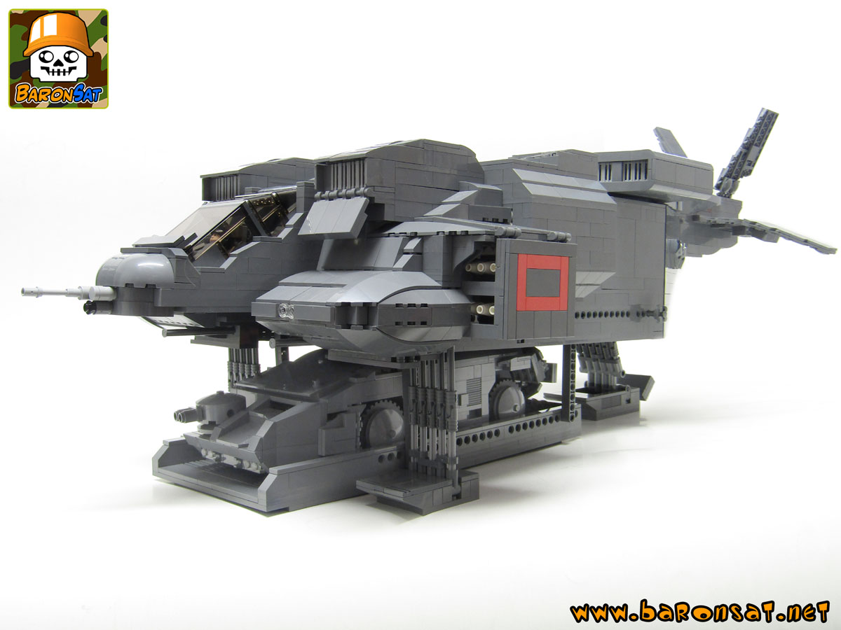 Lego moc Aliens Dropship unloading platform