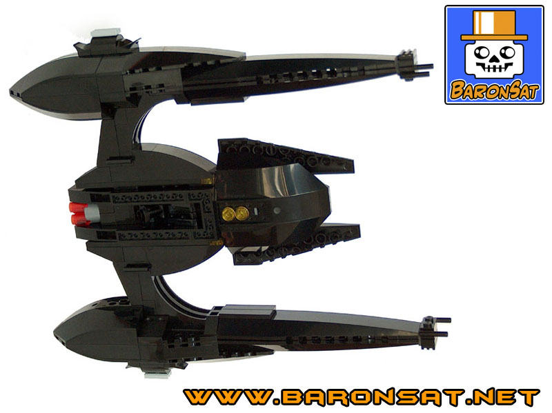 Lego moc Batwing Vampyr Custom Model Belly View