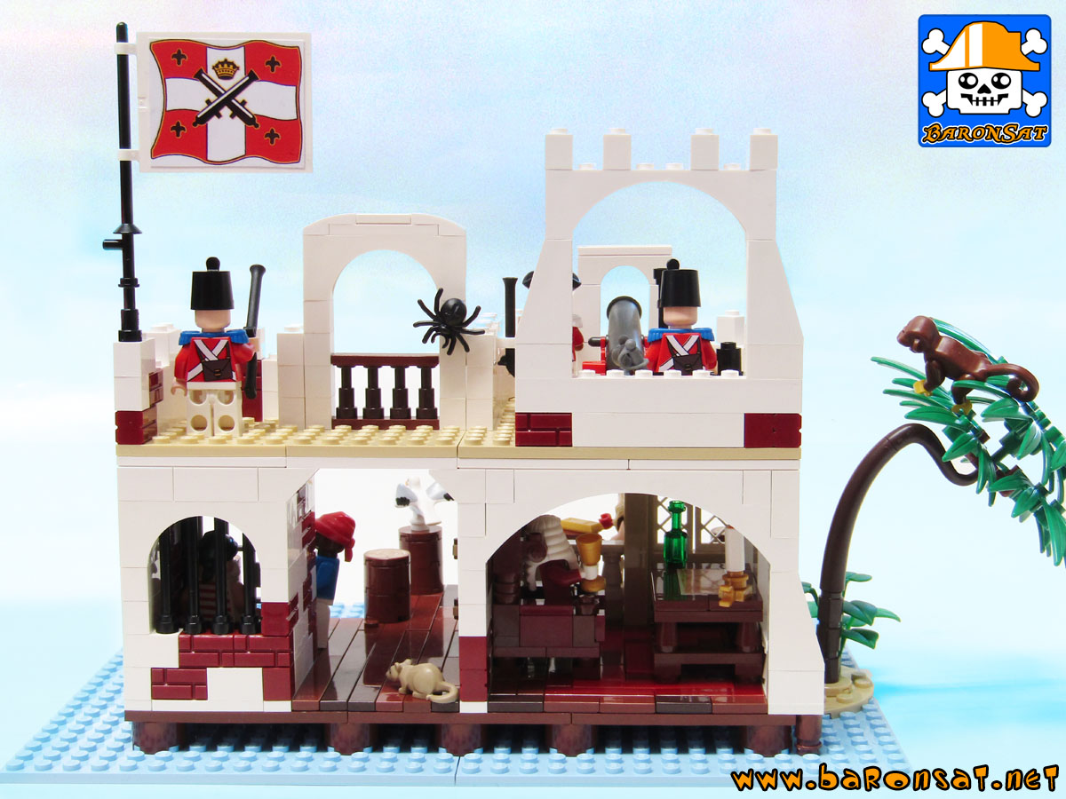 Lego moc 6267 Lagoon-Lock-Up Redux Interior View